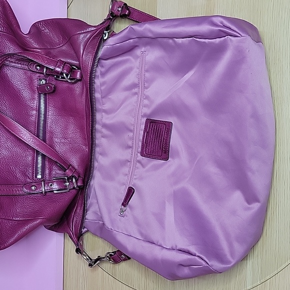 Coach Vintage Raspberry Leather hobo/crossbody adorable 🍇 Bag - Picture 7 of 16